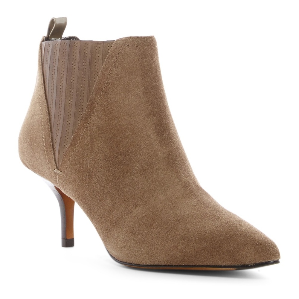NEW Donald Pliner Faie Suede Kitten-Heel Bootie 10